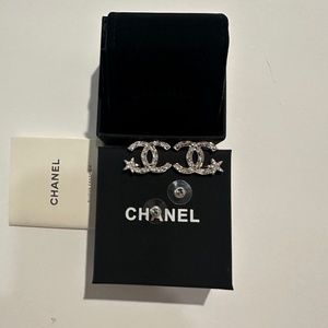 Earrings Silver CHANEL Authentic